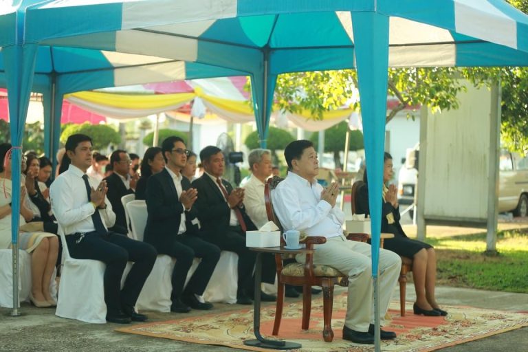 วิทยาลัยเกษตรและเทคโนโลยีนราธิวาสเข้าร่วมพิธีไหว้ครู ไหว้ครูช่าง และรำลึกพระคุณครู ประจำปีการศึกษา 2567