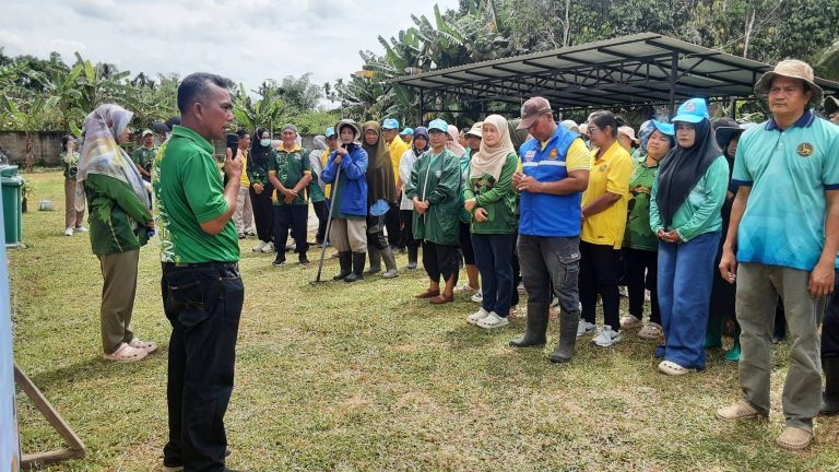 วิทยาลัยเกษตรและเทคโนโลยีนราธิวาส ร่วมกิจกรรม “Big Cleaning Day” พัฒนาสุขาภิบาลโรงเรียนและชุมชน