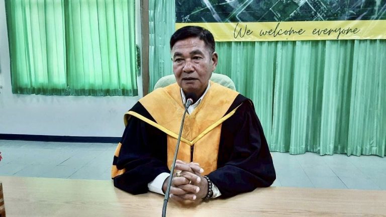 วิทยาลัยเกษตรและเทคโนโลยีนราธิวาส จัดกิจกรรมแสดงความยินดีกับบัณฑิต ที่สำเร็จการศึกษา ประจำปี 2567