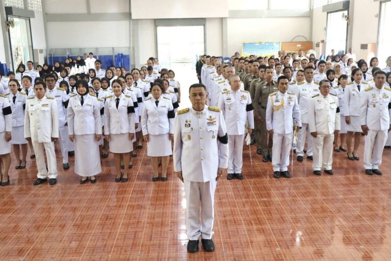 วิทยาลัยเกษตรและเทคโนโลยีนราธิวาส มหาวิทยาลัยนราธิวาสราชนครินทร์ร่วมกิจกรรมเนื่องในวันคล้ายวันพระบรมราชสมภพพระบาทสมเด็จพระบรมชนกาธิเบศร มหาภูมิพลอดุลยเดชมหาราช บรมนาถบพิตร วันชาติ และวันพ่อแห่งชาติ 5 ธันวาคม 2568